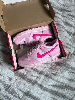 Nike Dunk Low GS Triple Pink - 5Y New DH9765-600